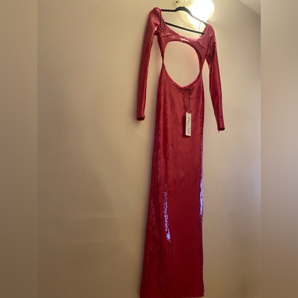 LaQuan Smith Cut Out Gown!  NWT! Fuchsia Embroidered Sequins! - Picture 4 of 5